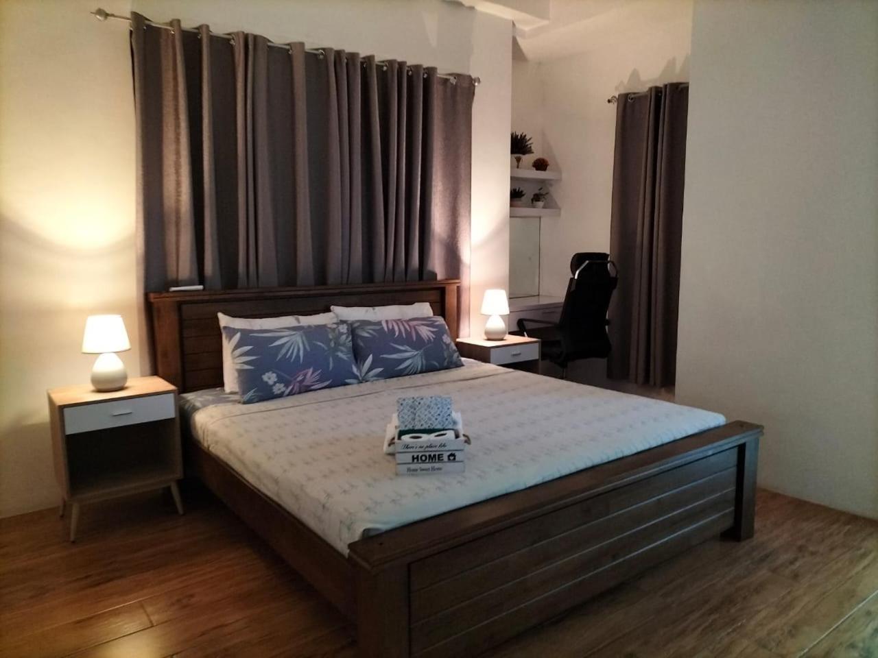 Luxury Spacious 2Br In Salcedo Village มะนิลา ภายนอก รูปภาพ