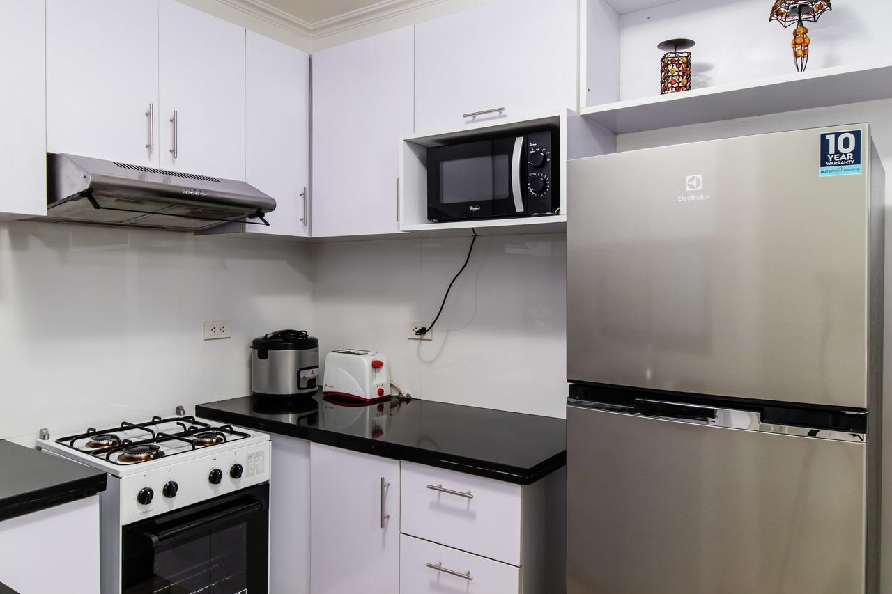 Luxury Spacious 2Br In Salcedo Village มะนิลา ภายนอก รูปภาพ