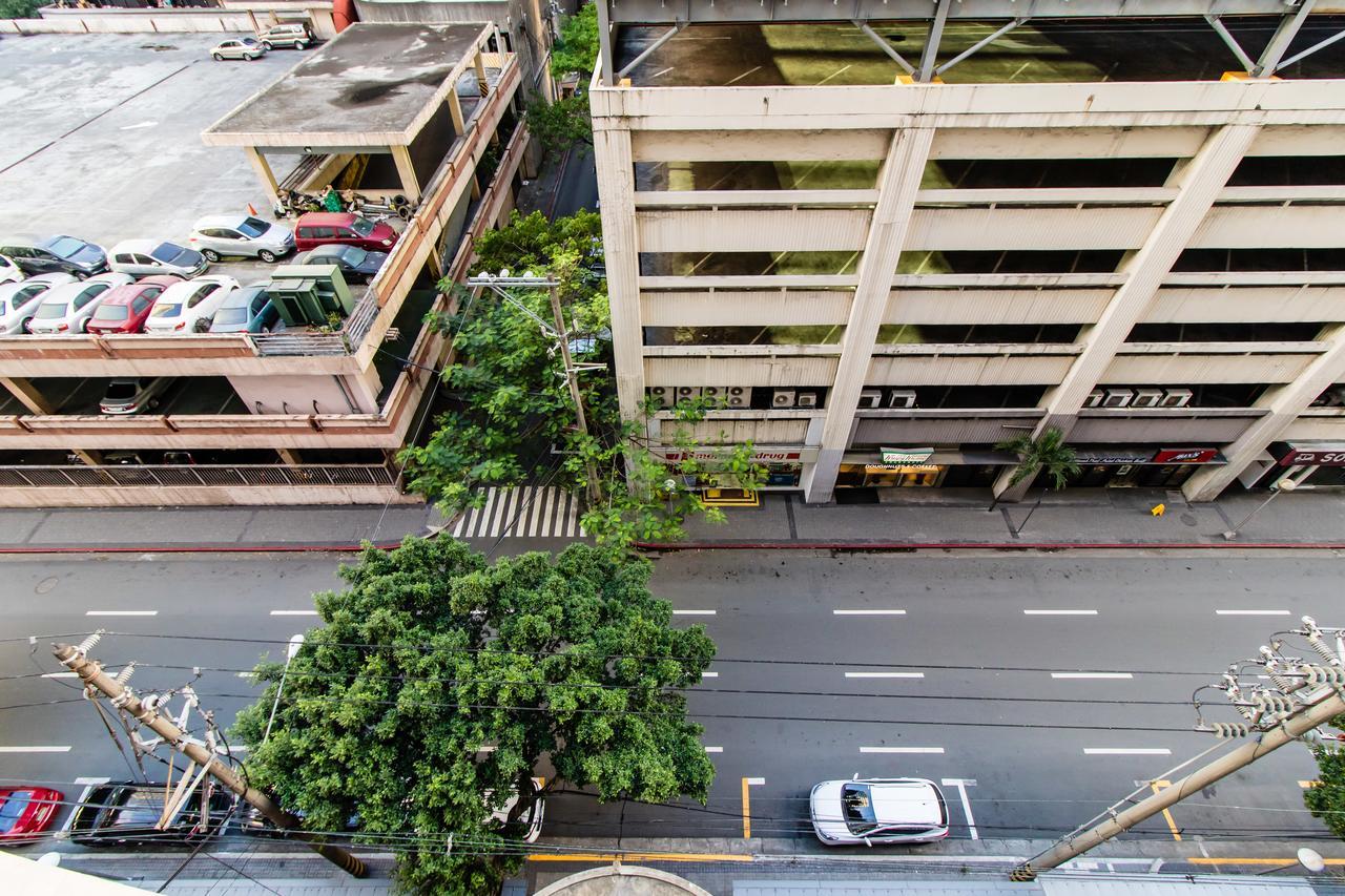 Luxury Spacious 2Br In Salcedo Village มะนิลา ภายนอก รูปภาพ